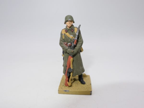 Metal & Soul Soldier in blue coat, 6 cm size (similar to Hachette Collection)