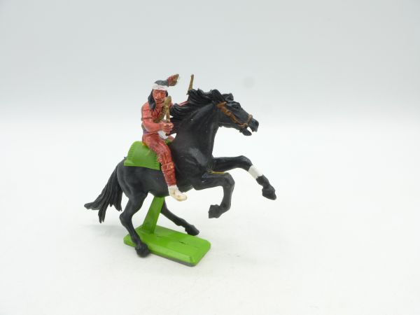 Britains Deetail Apache riding with pistol + tomahawk - great horse