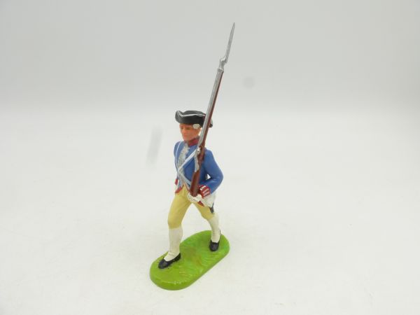 Elastolin 7 cm Prussia: Soldier marching, No. 9153