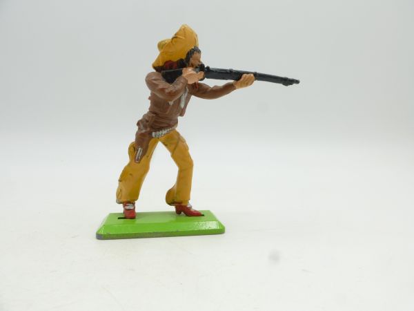 Britains Deetail Mexican standing shooting, brown/beige - rare colour