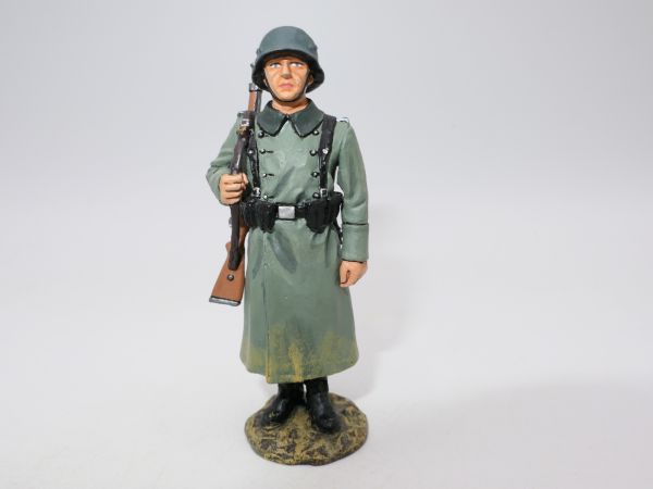 King & Country Weapons SS, soldier standing, WS 94