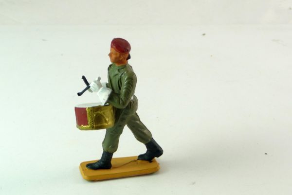 Starlux Modern Army 1972, French Music corps, drummer marching