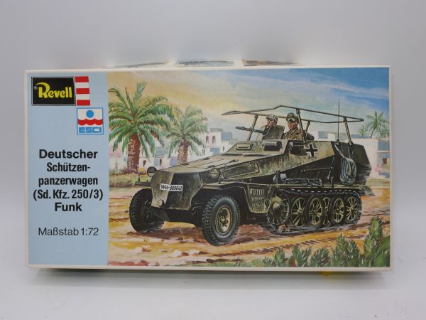 Revell 1:72 Deutsche Schützenpanzerwagen Fuchs, Nr. 2327 - OVP, am Guss