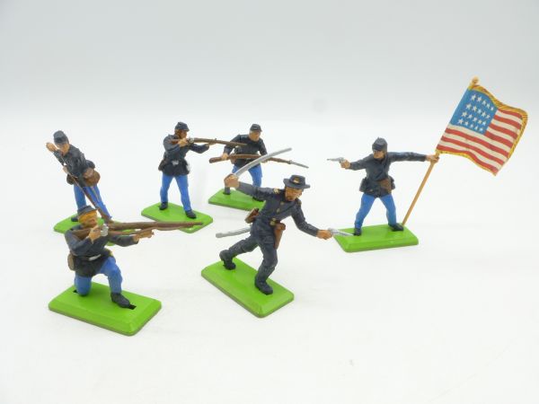 Britains Deetail Set of Union Army Soldiers on foot (6 figures)