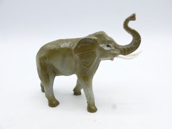 Starlux Elephant, trunk up (grey-green)