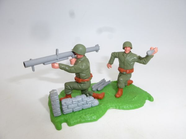 Timpo Toys American bazooka position