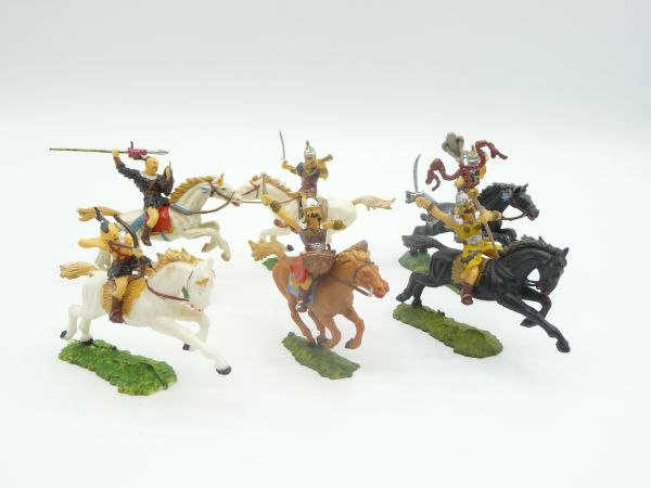 Elastolin 4 cm Beautiful set of Hun riders (6 figures)