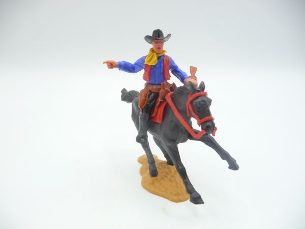 Timpo Toys Cowboy 2nd version riding, rifle on side, pointing - brand new