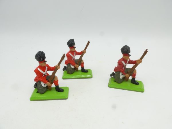 Britains Deetail Waterloo, 3 Engländer / Fußsoldaten, Gewehr ladend