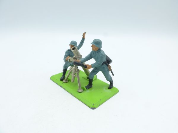 Britains Deetail German grenade launcher diorama - used