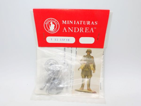 Andrea Miniatures Armoured engineer, S5F10