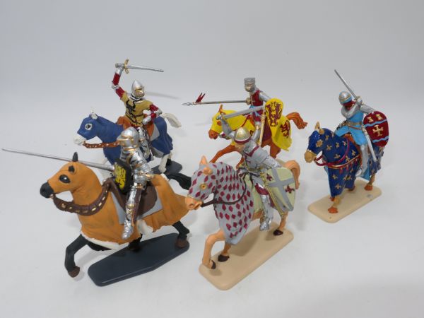 Group of knights on horseback (5 figures, 54 mm size)