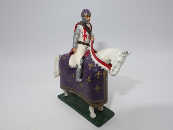 Knight on horseback (total height 8 cm) - very early figure