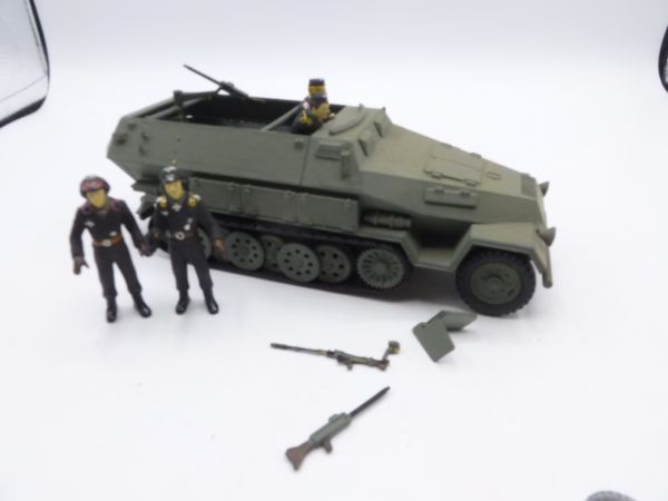 NITTO 1:35 Armoured car with figures - scope of delivery + condition see photos
