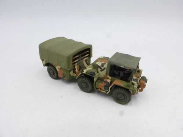 Roco Minitanks Jeep with trailer - great painted