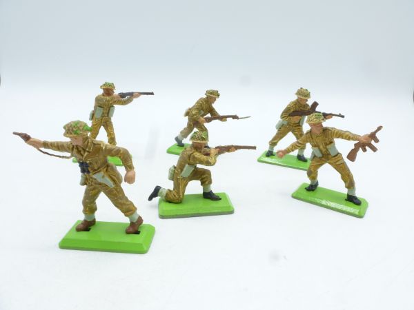 Britains Deetail Set of English soldiers (6 figures)