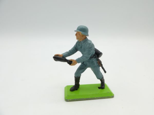 Britains Deetail German soldier with grenade