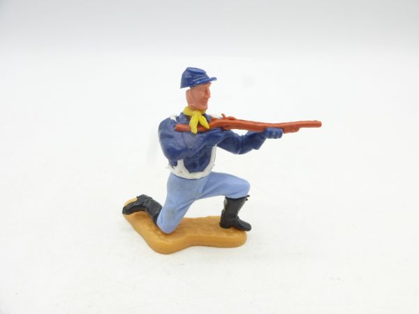 Timpo Toys Union Army soldier 2nd version kneeling, firing rifle