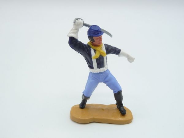 Timpo Toys Union Army soldier 4th version, striking with sabre from above