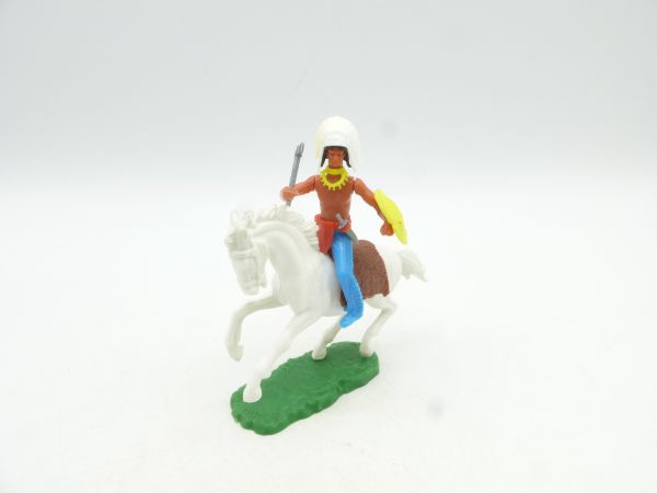 Elastolin 5,4 cm Indian riding with tomahawk + shield