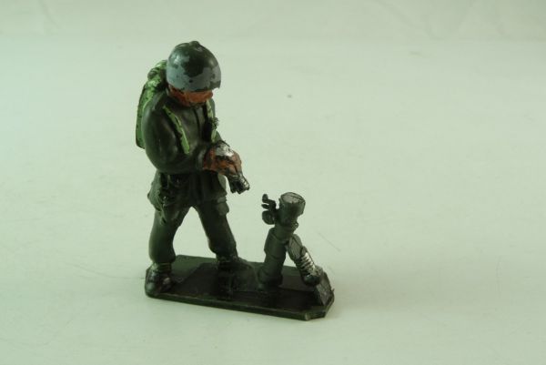 Lone Star Soldier with grenade-launcher