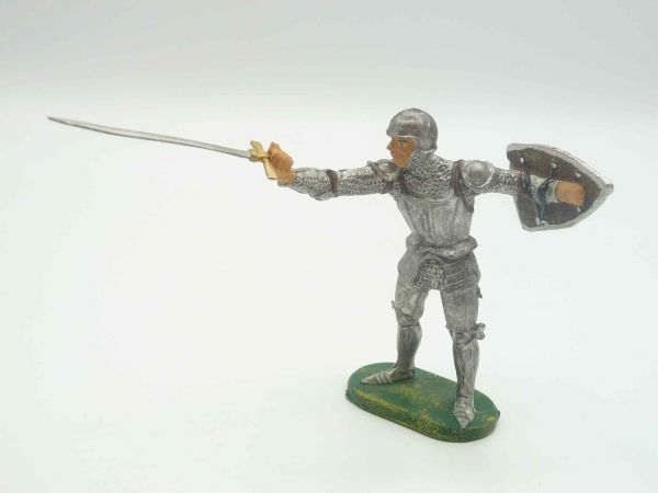 Umbau 7 cm Knight attacking with sword + shield - nice fitting to 7 cm figures
