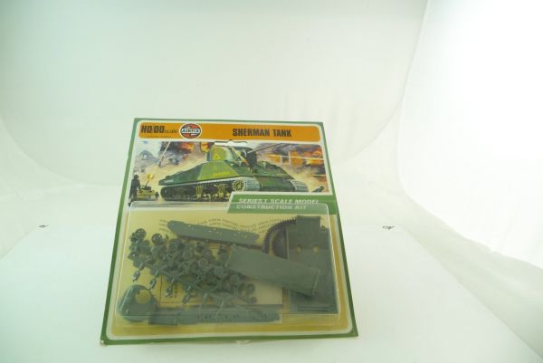 Airfix 1:72 SHERMAN TANK, Series 1 Scale Model Construction Kit - orig. packing