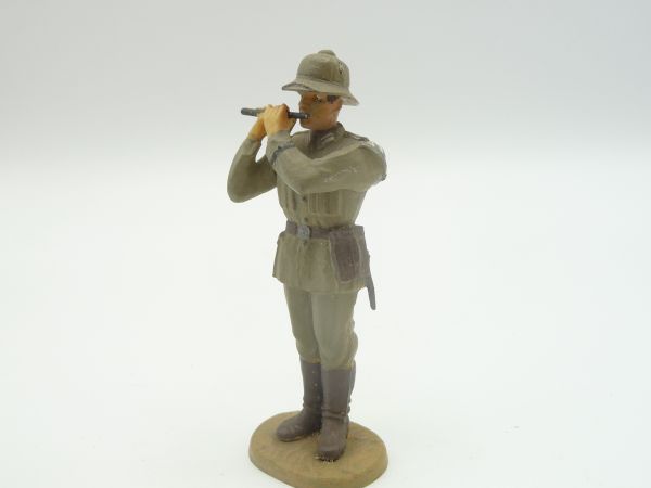 Military band, soldier with flute - modification, well fitting to Elastolin figures