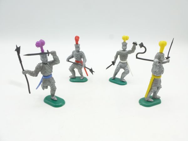 Crescent Beautiful set of knights on foot (4 figures)