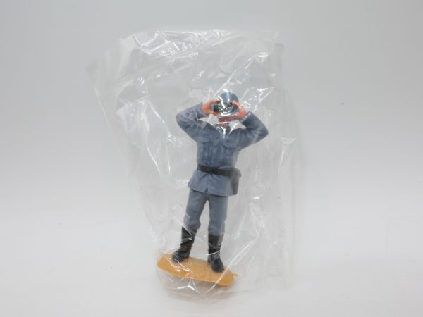 Timpo Toys German soldier with binoculars - brand new, in original bag