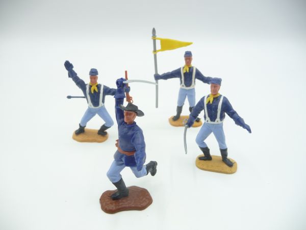 Timpo Toys 4 Union Army soldiers 2nd version in different positions