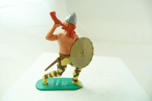 Timpo Toys Viking standing, horn player with original shield