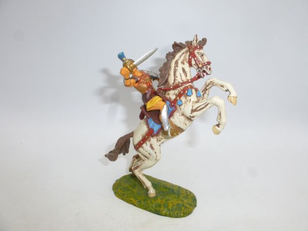 Legionnaire riding, defending with sword - great 7 cm modification