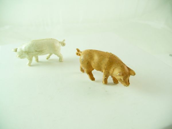 Cherilea 2 Pigs (length 3,5 cm), white/pink, of hard plastic