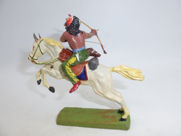 Elastolin composition Indian riding with bow shooting sideways