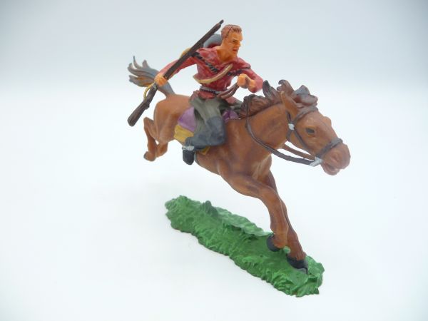 Elastolin 7 cm Cowboy on horseback with rifle, No. 6990 - very good condition, great horse