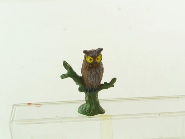 Elastolin soft plastic Owl sitting on branch - very good condition, brand new