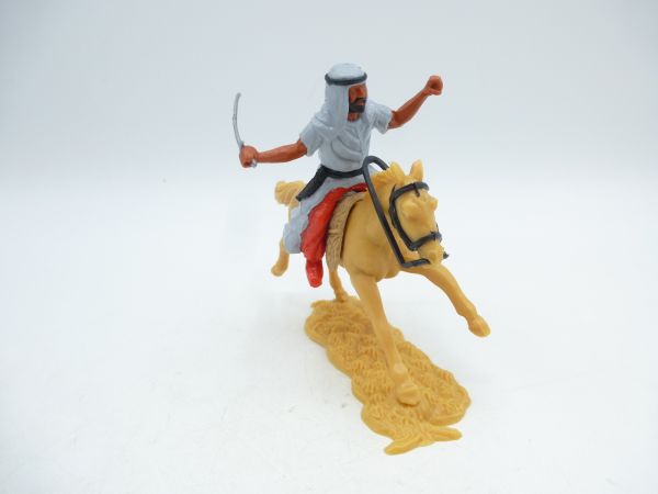 Timpo Toys Arab on horseback (grey, red inner pants) lunging with sabre