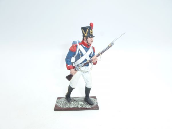 Distler French Imperial Guard, holding rifle, No. 8731305