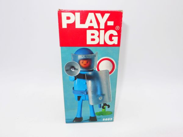 Play-BIG Policeman Braker, No. 5663 - orig. packaging, small parts still in bag