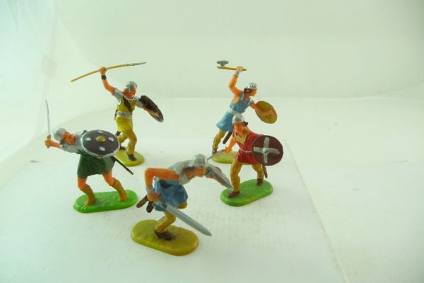 Elastolin 4 cm 5 Normans standing in different positions