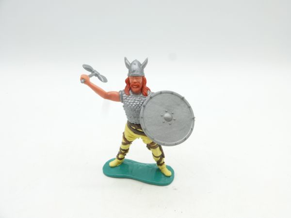 Timpo Toys Viking standing with double battleaxe + shield - rare