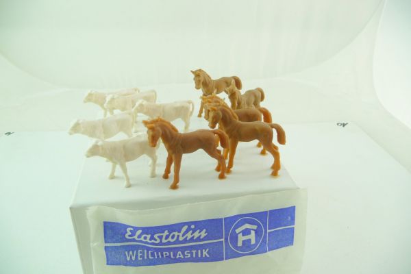 Elastolin soft plastic 5 calves + 5 foals - unpainted, orig. packing / bag