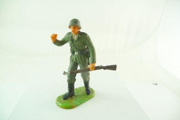 Elastolin 7 cm German Armed Forces - Soldier with rifle - nice modification