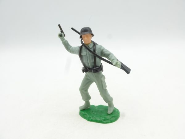 Elastolin 7 cm German soldier, shooting pistol in the air + rifle