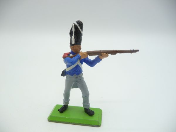 Britains Deetail Waterloo Frenchman standing firing - movable arm