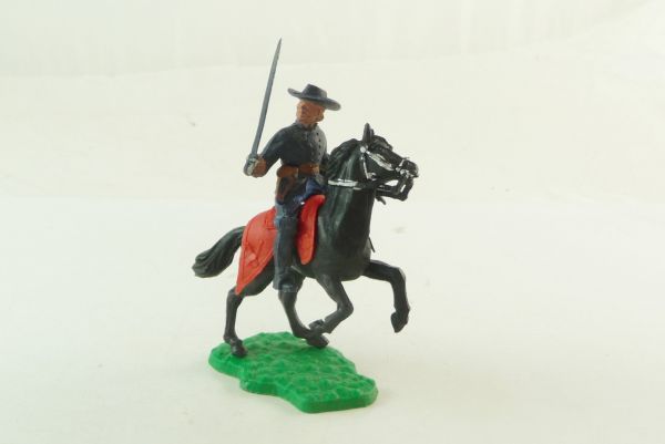Timpo Toys Solids Union Army soldier riding, officer with sabre and pistol