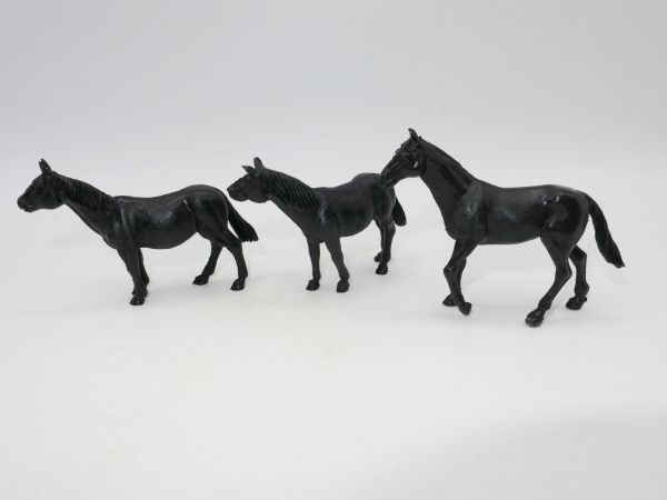 Timpo Toys 3 horses, black