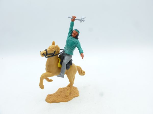 Timpo Toys Apache reitend mit Tomahawk, grün, graue Hose