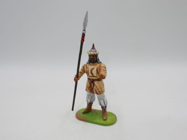 Hun with spear - great modification to 7 cm series